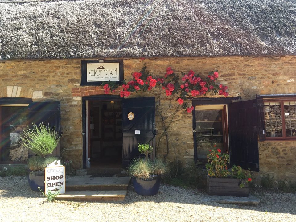 Dansel Gallery